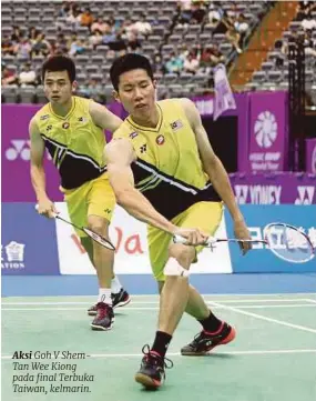  ??  ?? Aksi Goh V Shemtan Wee Kiong pada final Terbuka Taiwan, kelmarin.