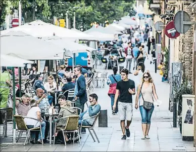  ?? XAVIER CERVERA / ARXIU ?? Un jutge acaba de tombar la restricció horària que el govern volia aplicar al carrer Blai