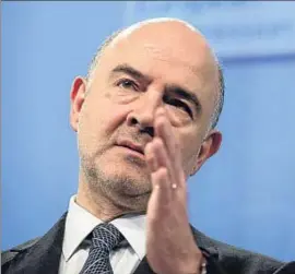  ?? OLIVIER HOSLET / EFE ?? Pierre Moscovici, comissari d’Afers Econòmics