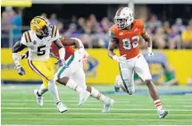  ?? ROGER STEINMAN/AP ?? Ahmmon Richards (82) was injured in Miami’s season-opening loss to LSU. Richards is set to miss his second straight game.