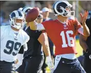  ?? Wally Skalij Los Angeles Times ?? RAMS quarterbac­k Jared Goff is praised by coach Sean McVay for leadership and game management.