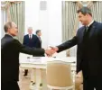  ?? Foto: dpa ?? Erstmals trifft Präsident Wladimir Putin Markus Söder persönlich.