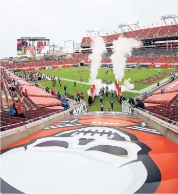  ?? MIKE EHRMANN/GETTY ?? The Buccaneers can become the first NFL team to play the Super Bowl in their home stadium.