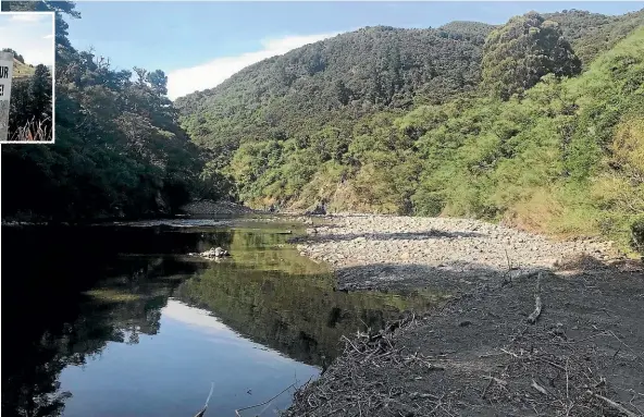  ??  ?? The Bucks Rd campsite near Feathersto­n gives travellers easy access to picture-perfect waterholes and views of the Tararua Range.