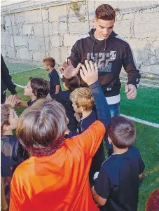  ??  ?? Miguel Silva conviveu com os “Afonsinhos”