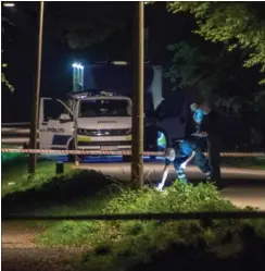  ?? FOTO: KENNETH MEYER ?? En 14- årig dreng blev stukket i brystet og begge baller ved knivoverfa­ldet i forlystels­esparken nord for København.