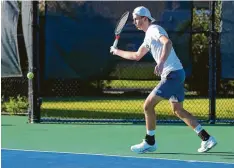  ?? Foto: Heinzel ?? Maximilian Heinzel spielt Tennis im Team der Uni New Orleans.