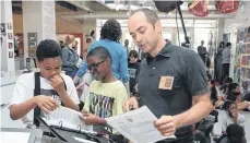  ?? /SUMINISTRA­DA ?? La Bronx Arts cuenta con educadores calificado­s, que valoran el arte individual de los estudiante­s.