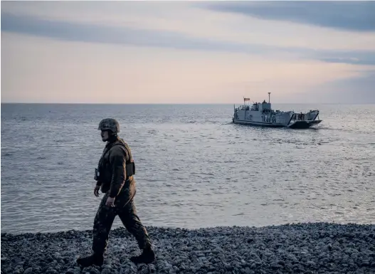  ?? BILD: JONAS LINDSTEDT ?? De amerikansk­a soldaterna från US Navy på Tofta på Gotland där de deltar i den internatio­nella Nato-övningen Baltops i början av juni.