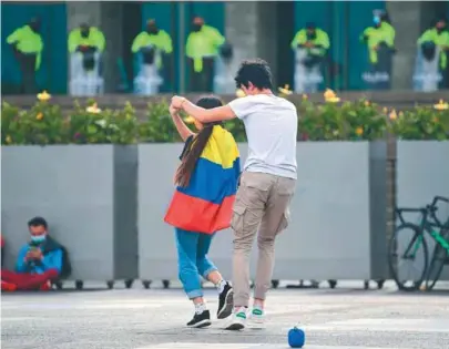  ?? / Gustavo Torrijos ?? Los jóvenes prefieren la igualdad sobre la libertad. Se autopercib­en como de centro en política.