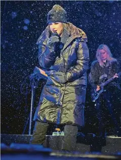  ?? TVB Paznaun-ischgl ?? Demi lovato trotzte beim Konzert dem Wetter.
