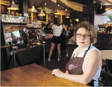 ?? RICHARD LAM ?? Leah Markovitch, owner of Solly’s Bagels, has closed one of her three stores due to a shortage of workers.