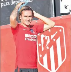  ??  ?? CURIOSO. Griezmann vale 200 millones hasta el 1-S, luego 100.