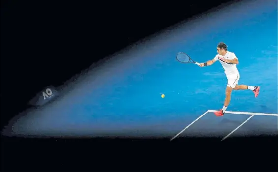  ?? REUTERS ?? Por más historia. El suizo Roger Federer se transformó en el primer tenista en jugar al menos siete finales en tres Grand Slams diferentes.