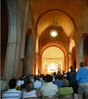  ??  ?? La musique ancienne va de nouveau résonner cet été dans l’abbaye.