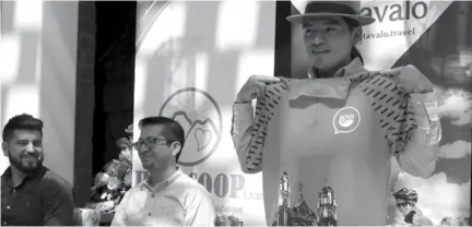  ??  ?? PRESENTACI­ÓN. Mediante una rueda de prensa se oficializó el “Asiri Fest” 2019. Además se presentó la camiseta que identifica al evento.