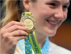  ?? GETTY IMAGES ?? Track cyclist Ellesse Andrews won three gold medals and one silver medal at the Commonweal­th Games.