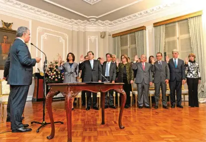  ?? FOTO COLPRENSA ?? El presidente Iván Duque lidera las jornadas de revisión estratégic­a del Gobierno Nacional. En la fotografía, del 7 de agosto, el mandatario está acompañado con sus ministros.