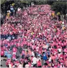  ?? DIANA MÉNDEZ. ?? El paseo Colón y La Sabana se tiñeron de rosa por 14 años consecutiv­os.