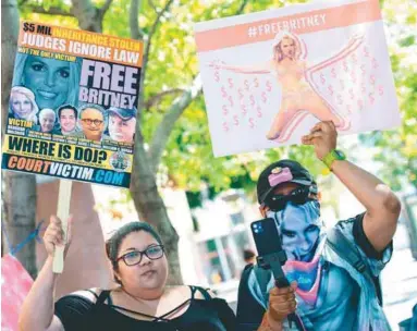  ?? / AFP ?? Desde que se conoció la situación de Britney Spears, cientos de personas han protestado a su favor.