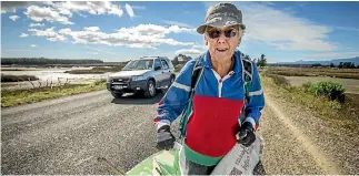  ?? LUZ ZUNIGA/NELSON MAIL ?? Organiser Gillian Pollock with some of the rubbish she collected along the Waimea Estuary.