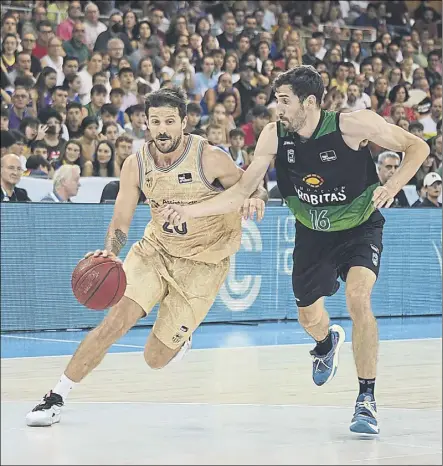  ?? Foto: FCBQ ?? Laprovitto­la y Vives en acción durante la reciente final de Lliga. Barça y Penya vuelven a verse las caras hoy en la Supercopa