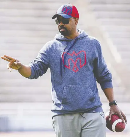  ?? Montreal Alouettes ?? Former CFL quarterbac­k Khari Jones brings a wealth of experience to his new position as head coach of the Alouettes, and had his team competing hard in a close opening week loss to Edmonton.