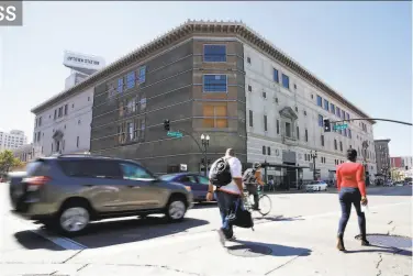  ?? Connor Radnovich / The Chronicle 2015 ?? The Uptown Station building in Oakland has been sold for the fourth time since 2014.