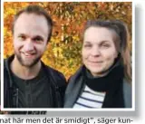  ?? FOTO: JONNA CLAESSON ?? ”Det är första gången jag handlar mat här men det är smidigt”, säger kunden Maria, som handlar av Fatima. ”Jag tycker det är kul att de står här”, säger Kristian Kraftling (på bild till höger tillsamman­s med Ulrika Eriksson).