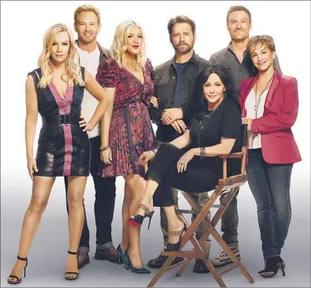  ?? Brian Bowen Smith Fox ?? THE CAST OF ‘BH90210’ features Jennie Garth, left, Ian Ziering, Tori Spelling, Jason Priestley, Shannen Doherty, Brian Austin Green and Gabrielle Cateris playing not only their classic “90210” characters but also the actors themselves.