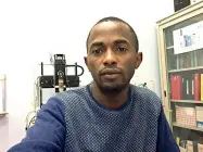  ??  ?? L’esame Domani Mamadou Kairaba Diallo, sosterrà la maturità all’iss Levi-Ponti