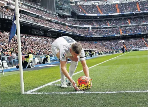  ??  ?? UN FORTÍN. El Madrid todavía no ha perdido ningún partido en el Bernabéu esta temporada. No cae desde el pasado curso ante el Atleti.