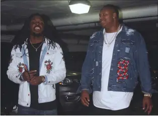  ?? PHOTO COURTESY OF NIQUAE WHITE ?? Former Raiders linebacker Neiron Ball, left, is in a Georgia care facility in a medicallyi­nduced coma. Trent Brown, right, was a member of Patriots’ Super Bowlwinnin­g team and kissed the Lombardi Trophy for his friend.