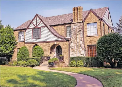  ??  ?? Jeff and Paola Bennett's home at 3301 NW 20 is one of several on the Linwood Place Historic Home Tour from 1 to 5 p.m. Oct. 20.