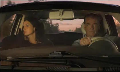  ?? ?? Throwback style … Morena Baccarin and Pierce Brosnan in Fast Charlie. Photograph: Signature Entertainm­ent