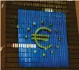  ?? Foto: Dedert, dpa ?? Eine Augsburger Firma entwickelt eine Plattform für die Europäisch­e Zentralban­k mit.