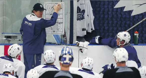  ?? DAVE ABEL ?? Toronto Maple Leafs head coach Mike Babcock believes a morning skate is important for his young team’s mindset heading into that night’s game.