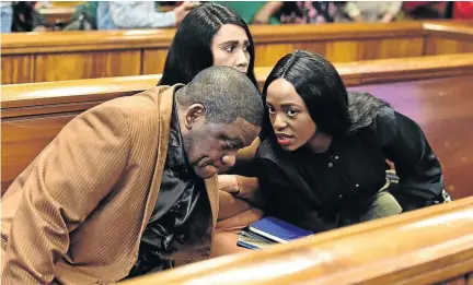  ?? / EUGENE COETZEE ?? Pastor Timothy Omotoso and his two co-accused Lusanda Sulani and Zukiswa Sitho at an earlier appearance in the Port Elizabeth high court.