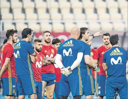  ?? FOTO: EFE ?? Lopetegui, preparado El selecciona­dor español preparó el partido de hoy ante Macedonia