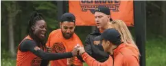  ?? ?? Team Orange in “Canada’s Ultimate Challenge”