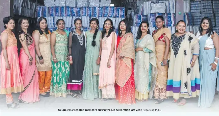  ?? Picture:SUPPLIED ?? CJ Supermarke­t staff members during the Eid celebratio­n last year.