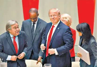 ?? TIMOTHY A. CLARY/AFP ?? Donald Trump junto al líder de la ONU, António Guterres (i), en víspera del inicio de la Asamblea General.
