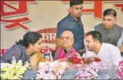  ?? PTI ?? Yashwant Sinha flanked by Congress' Renuka Choudhary and RJD leader Tejaswi Yadav in Patna on Saturday.