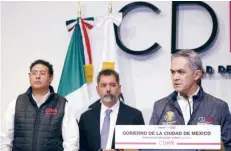  ??  ?? El jefe de Gobierno capitalino, Miguel Ángel Mancera, aseguró que 88% de los cheques para el pago de renta sí fueron cobrados por damnificad­os.