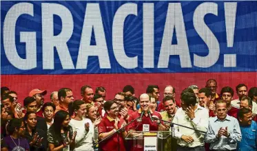  ?? — AFP ?? Happy outcome:
Borges thanking supporters during a victory rally in Caracas.