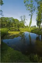  ??  ?? The remains of Lyveden’s Water Garden