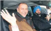  ?? BHARAT BHUSHAN/ HT FILE PHOTO ?? Arvind Khanna with Capt Amarinder Singh during the 2012 assembly elections.