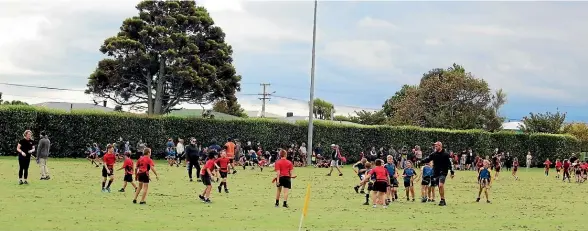  ?? SUPPLIED ?? Some of the 500 or so youngsters are taking part in Southern Rugby Club’s new rippa rugby tournament.