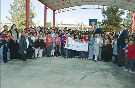  ??  ?? adEmás la escuela recibió una importante aportación