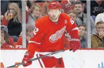  ?? PAUL SANCYA/AP ?? Detroit Red Wings left wing Thomas Vanek, 33, has twice scored more than 40 goals in a season and has 15 so far this season.